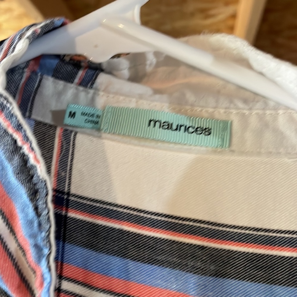 5/$20❤️
Maurice’s Top - Picture 3 of 4